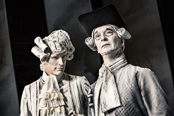 Aarhus Teater genopsætter Christian Lollikes kæmpesucces Erasmus Montanus</br>I København kommer Lars Brygmann til at spille rollen som byens degn. I Aarhus vil den blive spillet af Jacob Madsen Kvols.</br>Foto: Emilia Therese