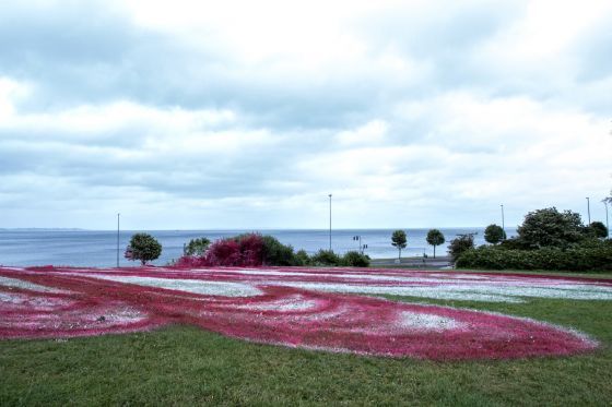 ARoS’ trinnale hædret med stor international kunstpris</br>Katarina Grosse, Aros Triennale The Garden.</br>Foto: Mariana Gil