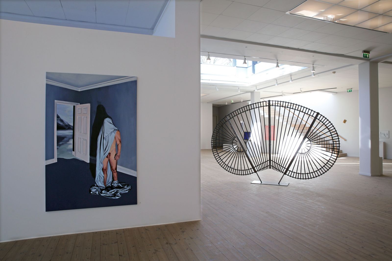 BILLEDSERIE: KUNSTNERNES PÅSKEUDSTILLING 2018</br>Fra venstre: Maibritt Lind Hansen: Uden titel og Mikkel Drabik Jacobsen: Stormgitter, KP</br>Foto: PR-foto/KP Jens Møller