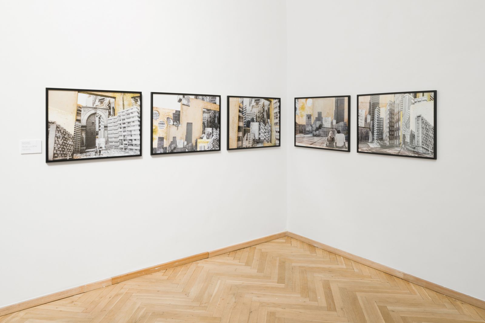 Billedserie: Afgangseleverne fra Det Kgl. Kunstakademi flyver fra reden</br>Afgang 2018, Banaan Al-Nasser, 'Bab al-Hara (The Neighbourhood's Gate)', 2018. Det Kongelige Danske Kunstakademi.</br>Foto: PR-foto/ Kunsthal Charlottenborg. Fotograf: David Stjernholm.