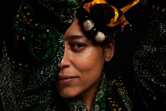 Karen Mukupa: Vi drømmer om at være glade, både i Danmark og i Zambia</br>Ved siden af Wadudu laver Karen Mukupa musik til sangerinden Felicia Baby.</br>Foto: PR-foto / Karen Mukupa