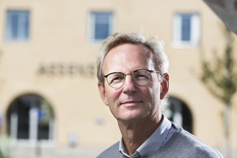 Fotokunst hylder den nøgne og uperfekte skønhed</br>Vilhelm Halgreen, der er ejer og leder af Galleri Grundstof.</br>Foto: PR-foto / Galleri Grundstof