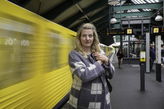 Sissel-Jo Gazan: “Alting skal ikke være Kurfürstendamm eller Champs-Élysées”</br>Sissel-Jo Gazan optræder på LiteratureXchange den 18. og 19 juni. Her kan man bl.a. høre om Blækhat og om, hvordan hun bruger byen som litterær strategi.</br>Foto: Claus Christensen