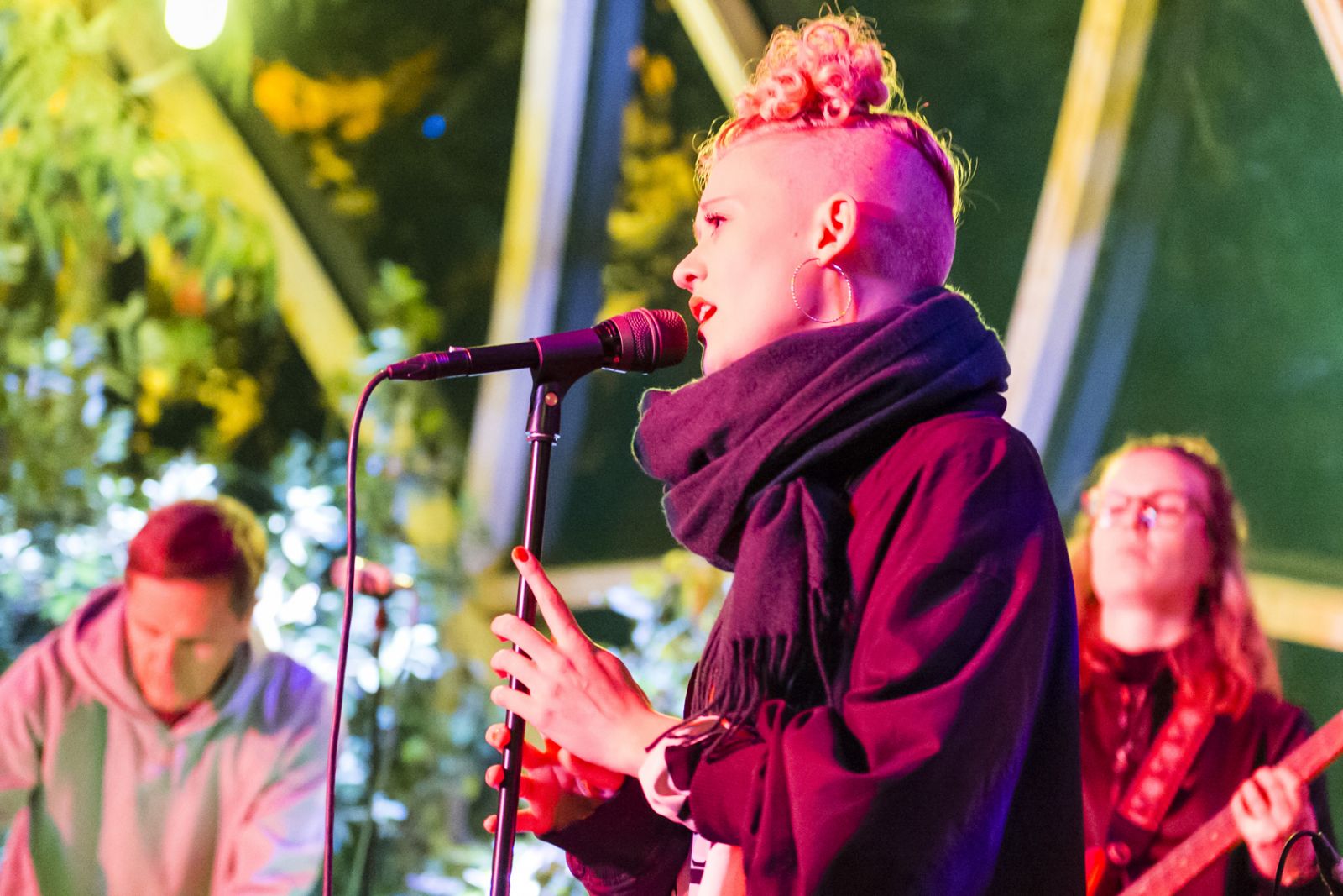 Ane Monsrud: En melankolsk musikkomet, der blev forelsket</br>Ane Monsrud spiller en lang række koncerter i løbet af sommeren. Både i Aarhus, Odense og København.</br>Foto: PR-foto /Jason Champney
