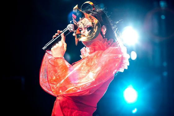 Northside blev en anden verden med Bjørk</br>Bjørk er hovednavnet til dette års Northside. Torsdag aften leverede hun en helstøbt koncert i Ådalen.</br>Foto: PR-foto / Northside - Santiago Felipe
