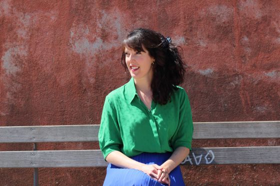 En forfatter bliver voksen</br>I Nye Rejsende udforsker Tine Høeg det uforløste kvindelige begær og sætter kritiske spørgsmålstegn ved det at være voksen.</br>Foto: Teodora Biberovic