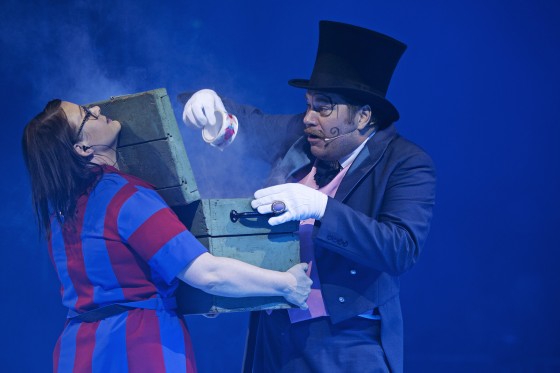 Et langt skæg, en reje og et magisk cirkus</br>Fantasitape er det hemmelige våben i årets Cirkus Summarumforestilling</br>Foto: PR-foto/ DR - Agnete Schlichtkrull