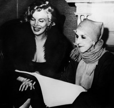 Babettes gæstebud vækkes til live på Rungstedlund og i Thy</br>Karen Blixen da hun mødte Marilyn Monroe under en rejse i USA: </br>Foto: PR-foto / Rungstedlund