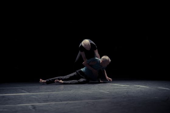 Svalholm Dans gentænker aldring på Kulturmødet på Mors</br>De ældre, som Nønne Mai Svalholm arbejder med, er alle amatører.</br>Foto: PR-foto / Svalholm dans - Kaveer-Rai